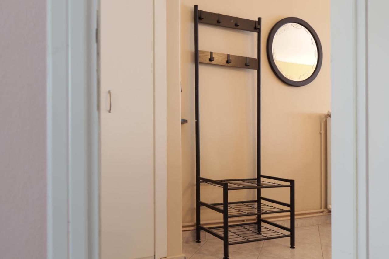 Silene Luxury Apartment Néa Péramos Екстериор снимка